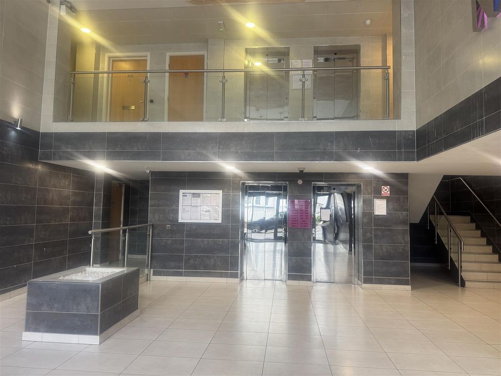 Property photo 2 of 12 Img_0940.Jpeg