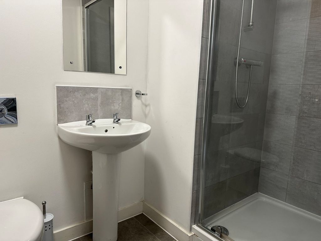 Property photo 3 of 4 Picture No. 04