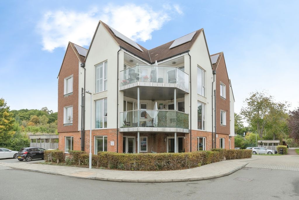 Property photo 2 of 16 Pbox-Img.Jpg