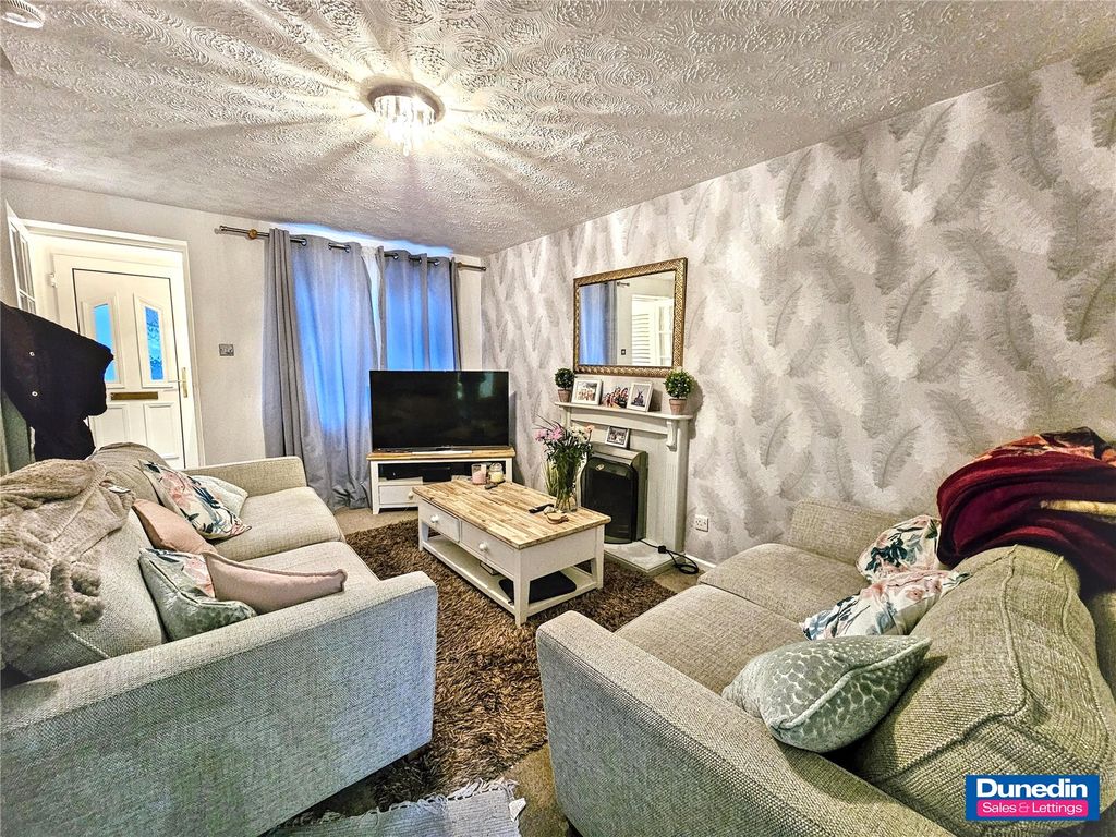 Property photo 3 of 13 Picture No. 08