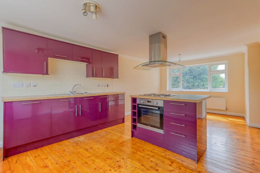 Property photo 2 of 13 Picture No. 43
