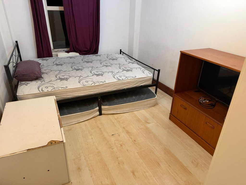 Property photo 2 of 5