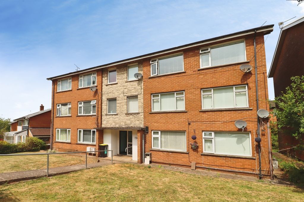 Property photo 1 of 7