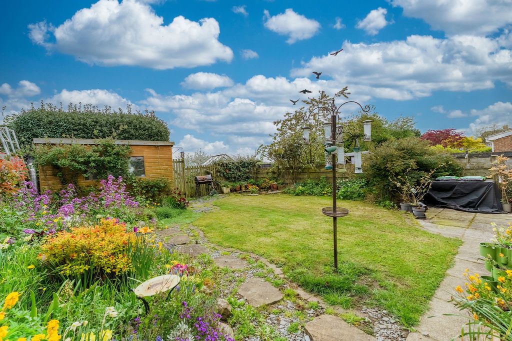 Property photo 2 of 24