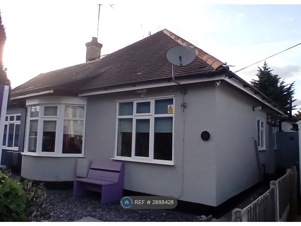 Property photo 1 of 2