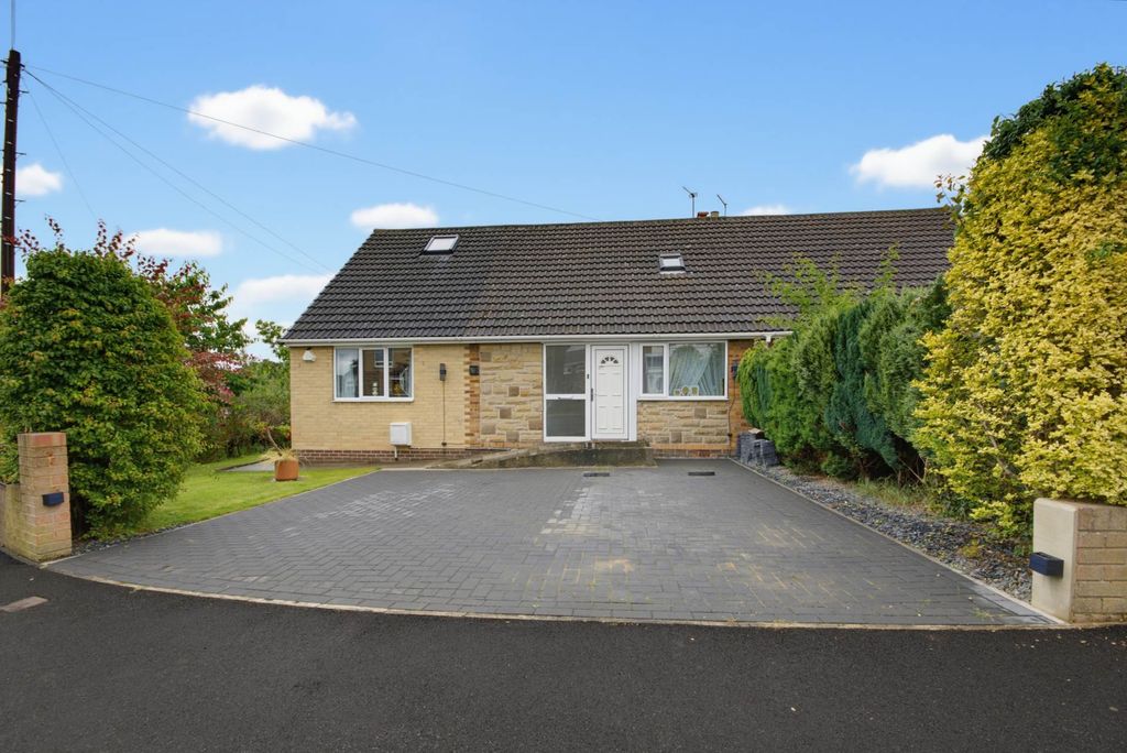 Property photo 1 of 34