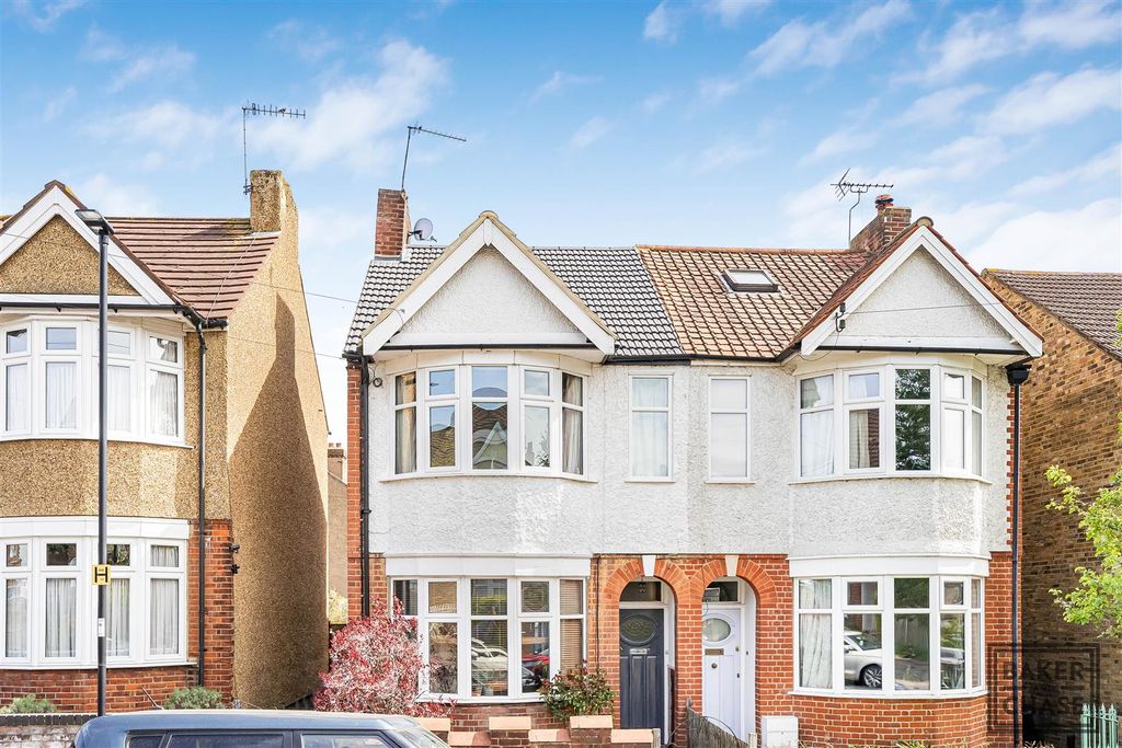 Property photo 1 of 13 Front