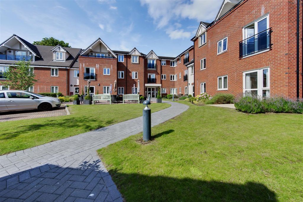 Property photo 3 of 19 Veymt_6S4Kq5Xncsamur5Q.Jpg