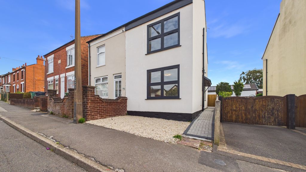 Property photo 1 of 29 4705192