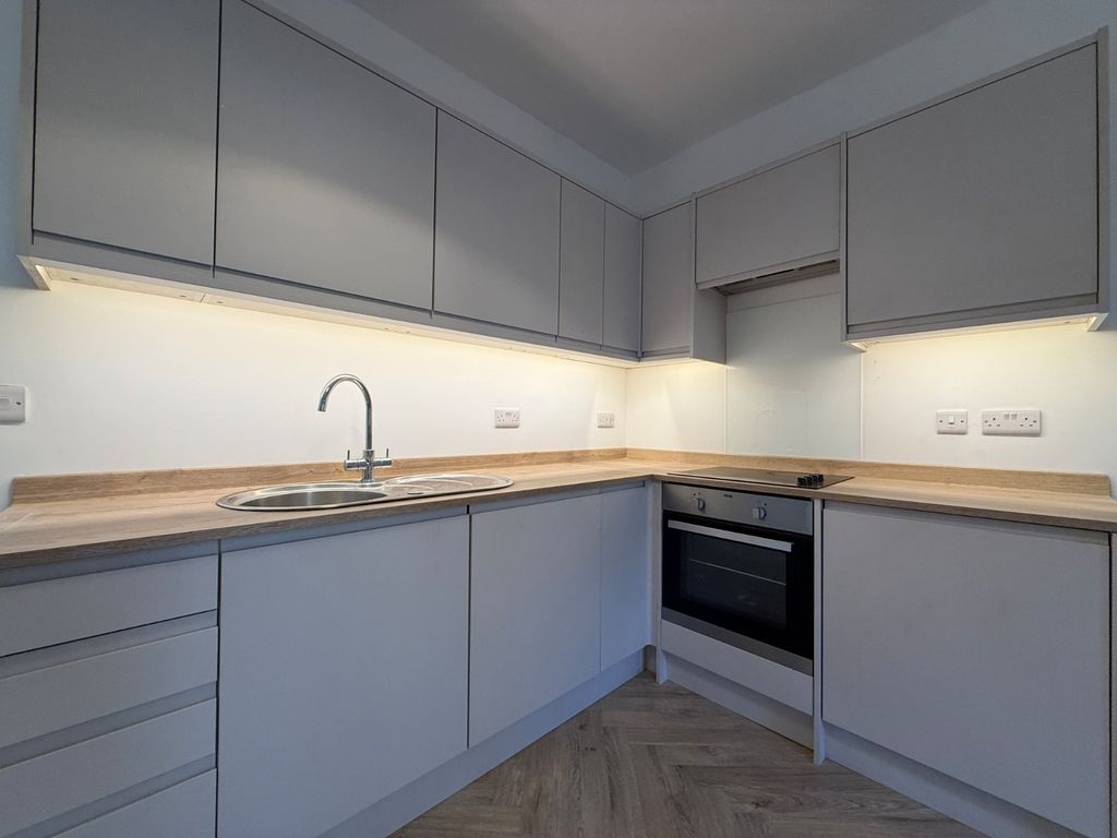 Property photo 2 of 11 Picture No. 06