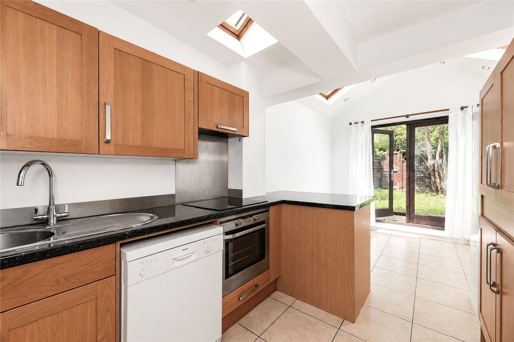 Property photo 2 of 10 Picture No. 04