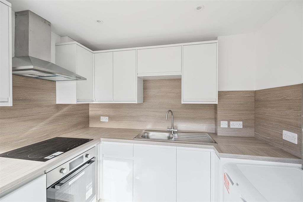 Property photo 2 of 21 Crossgates-10.Jpg