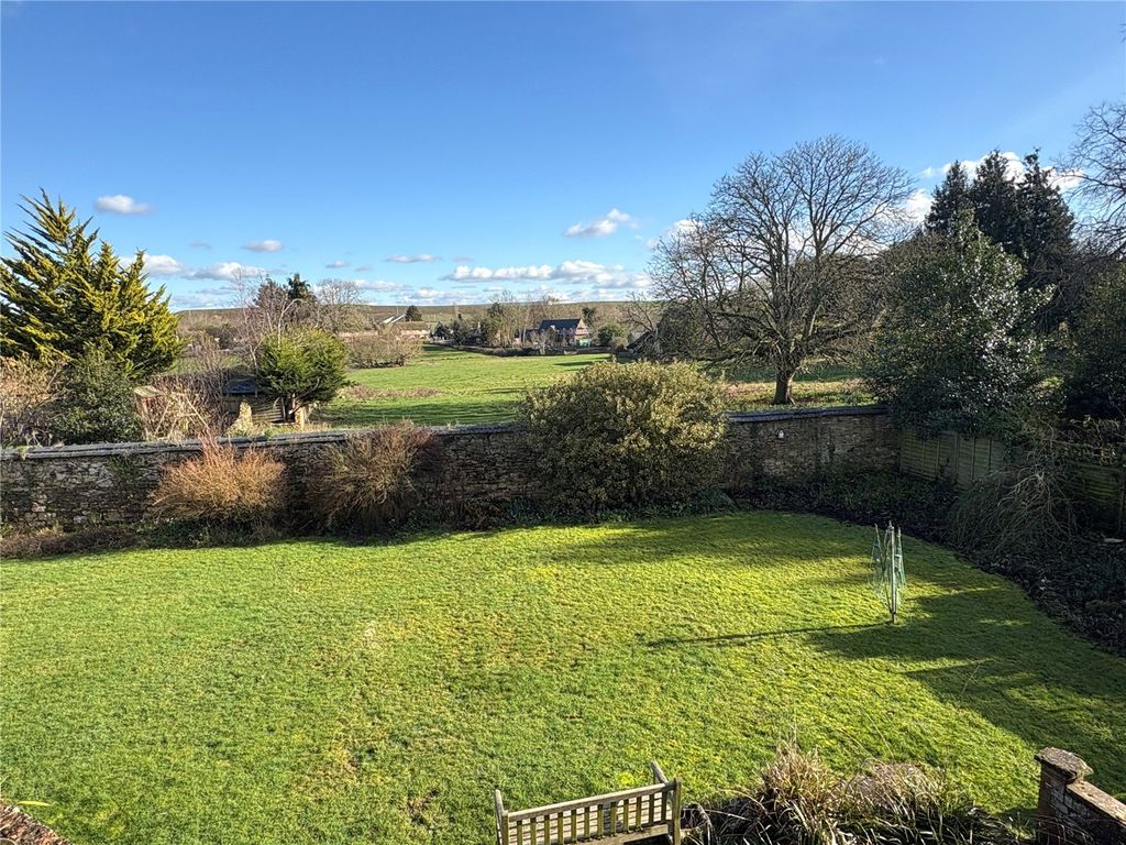 Property photo 3 of 29 Picture No. 69