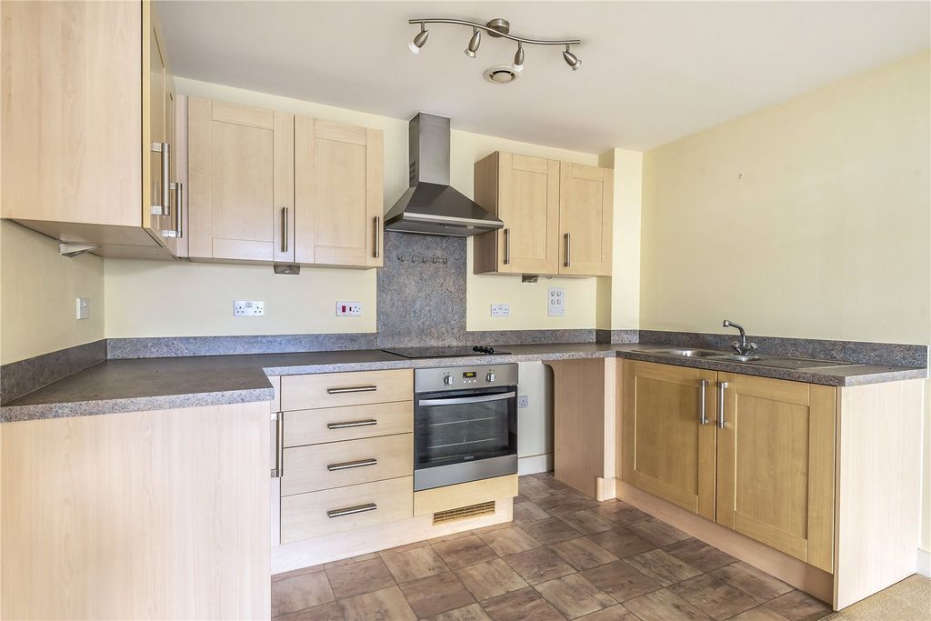 Property photo 3 of 8 Picture No. 05