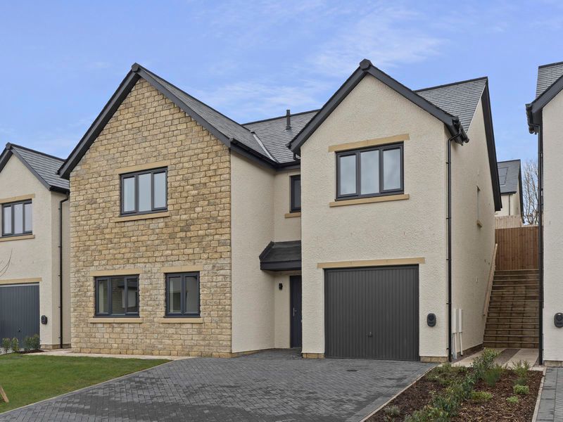 Property photo 2 of 17 Photo 16