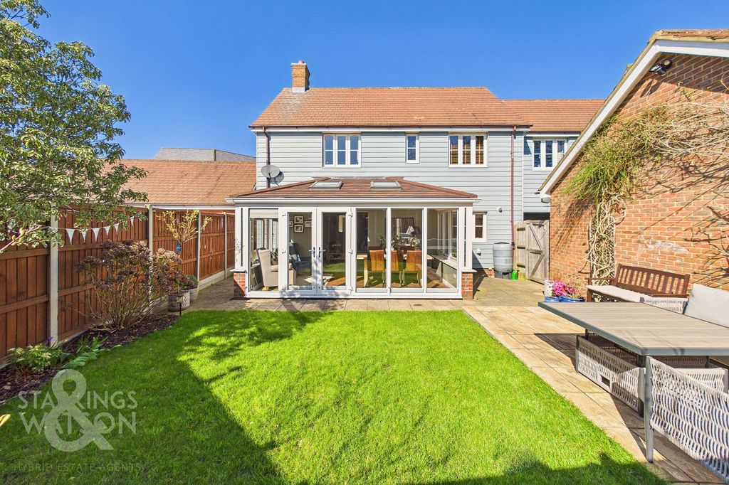 Property photo 1 of 26