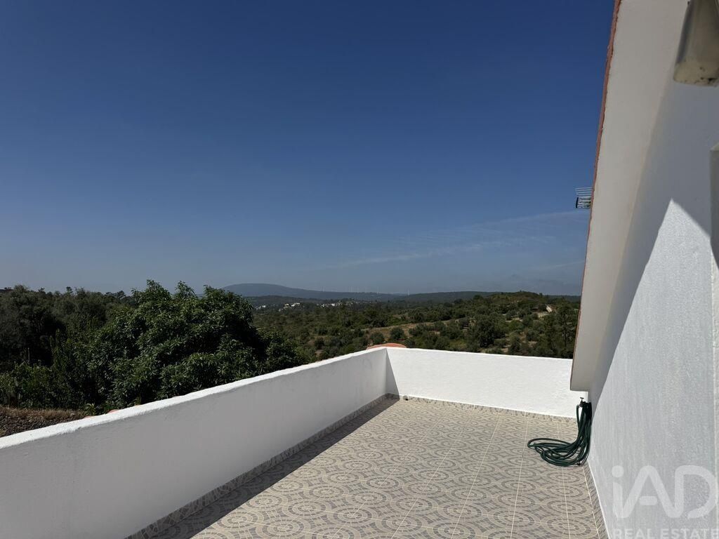 Property photo 1 of 33