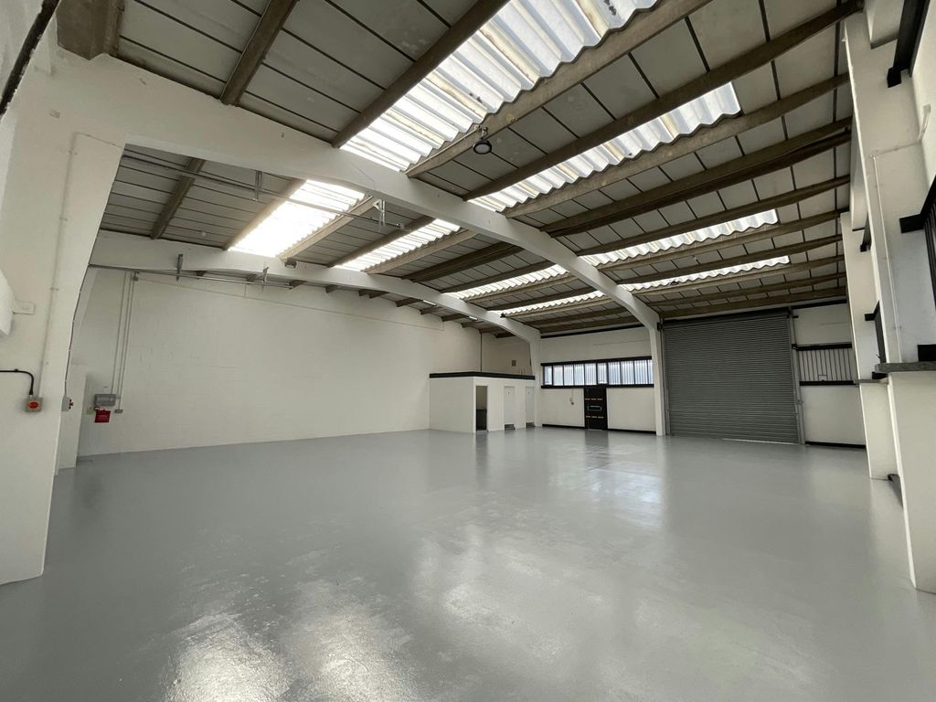 Property photo 3 of 7 Image.Jpeg