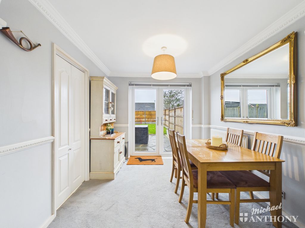 Property photo 3 of 14 Cam02773G0-Pr0402-Still013