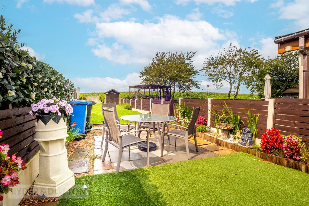 Property photo 1 of 18 Picture No. 13