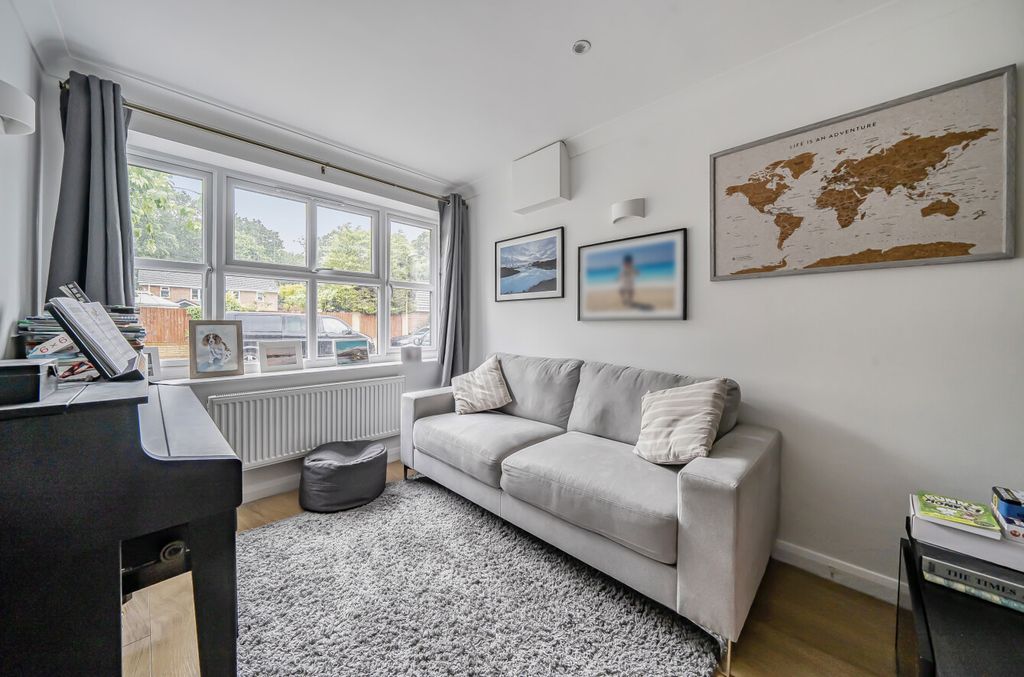 Property photo 3 of 15 1472531-17-6A2A8c...