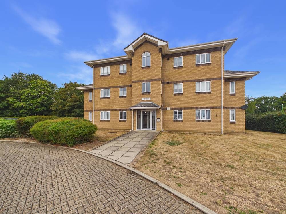 Property photo 1 of 8 Giraffe360-Still008