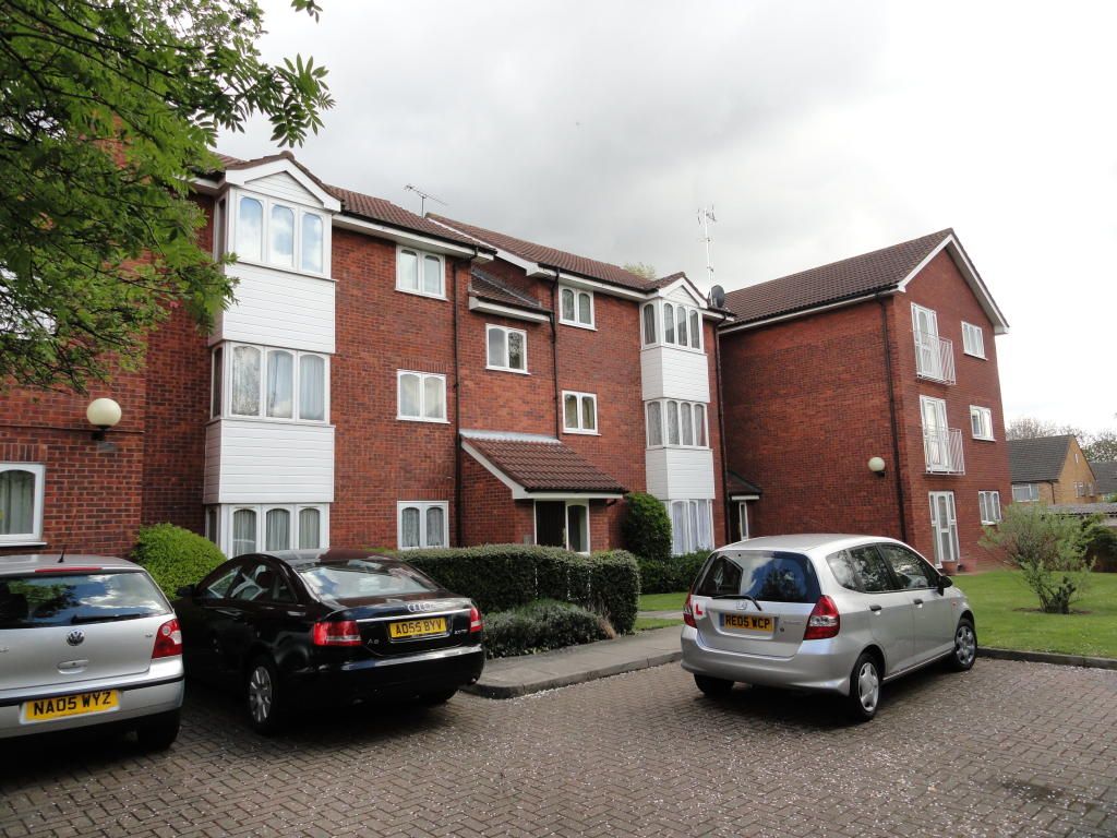 Property photo 1 of 4 A Well Presented One Bedroom Flat