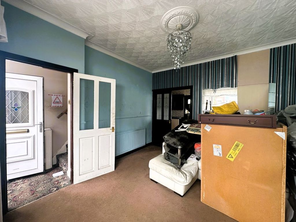 Property photo 3 of 9 Image 3