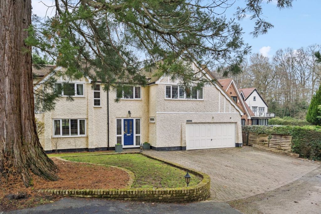 Property photo 1 of 18