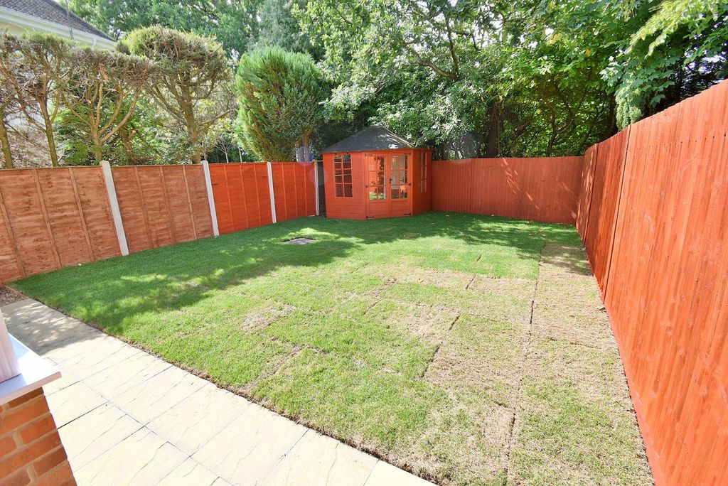 Property photo 2 of 21