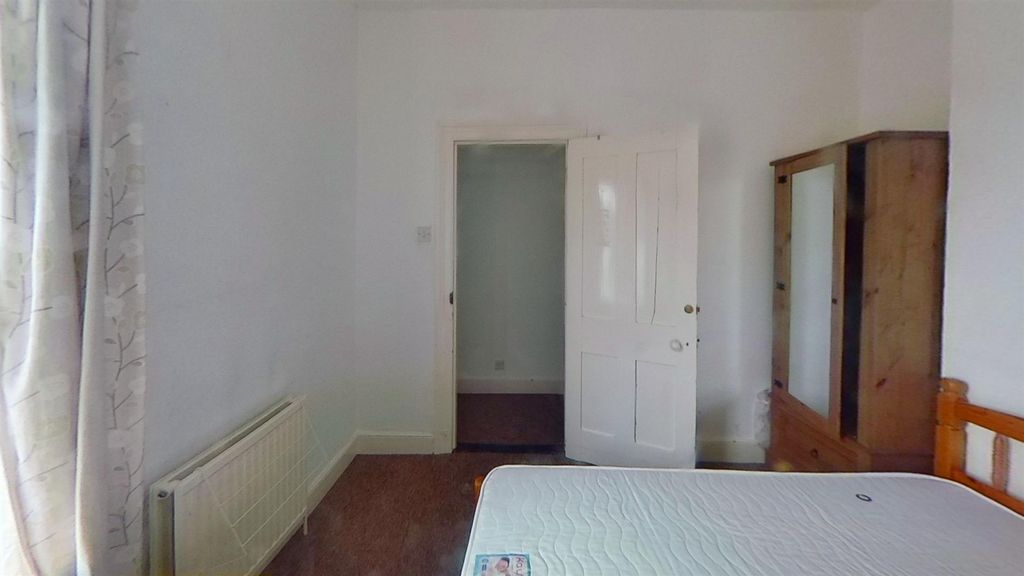 Property photo 3 of 6 Boulton Road (12) Photo 1