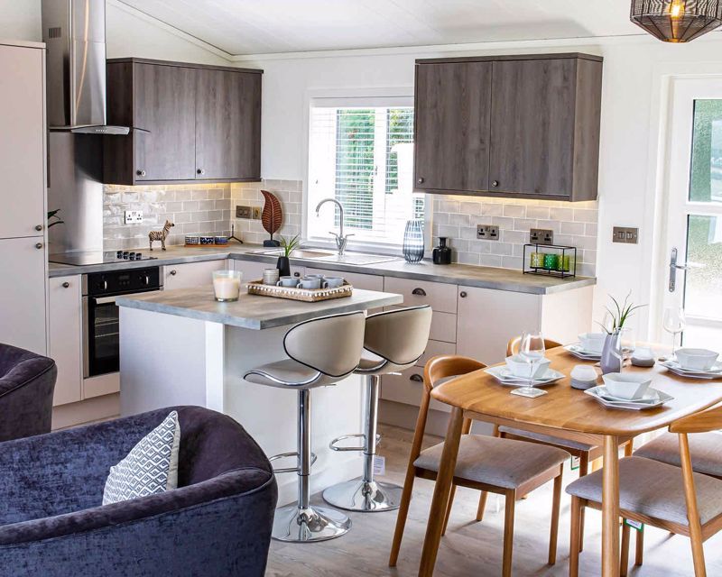 Property photo 3 of 11 Photo 2