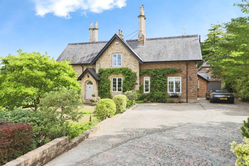 Property photo 1 of 26 4442612