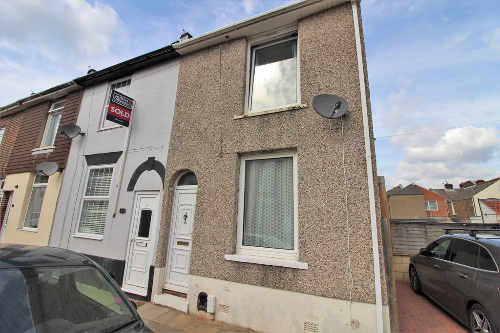Property photo 1 of 11
