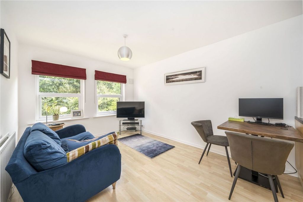 Property photo 2 of 5