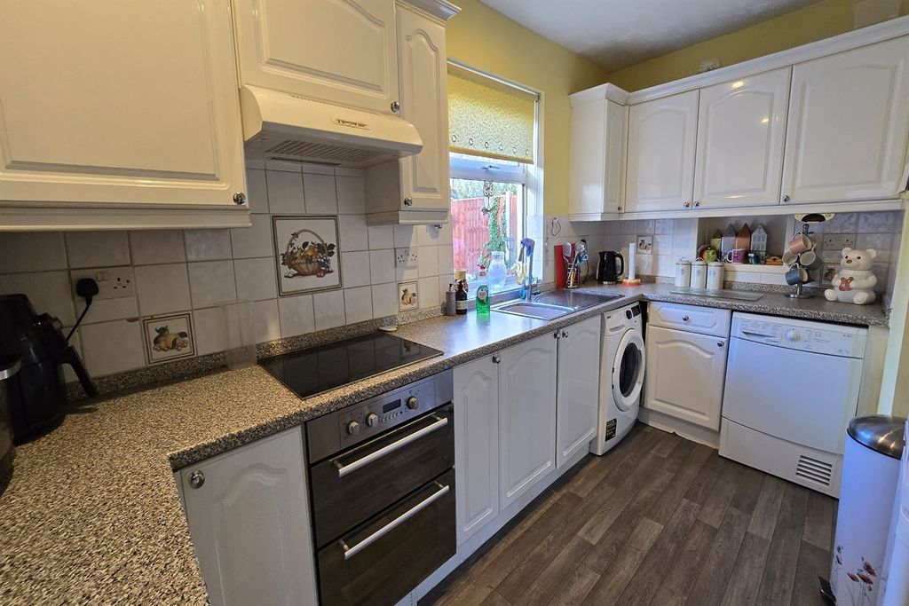 Property photo 2 of 16 Extra