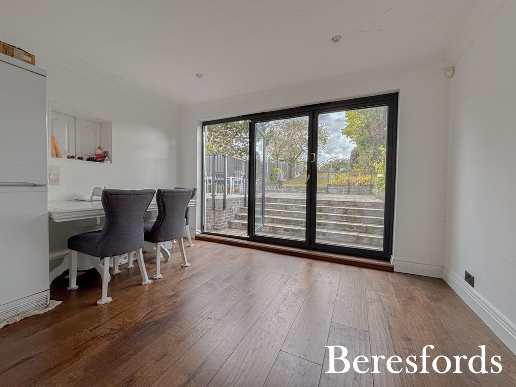 Property photo 3 of 15 Picture No. 07