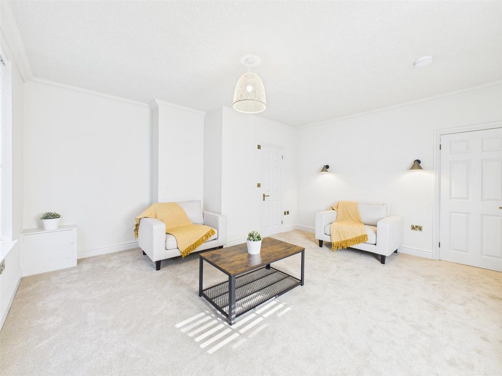 Property photo 2 of 7 Cam04063G0-Pr0123-Still002.Jpg