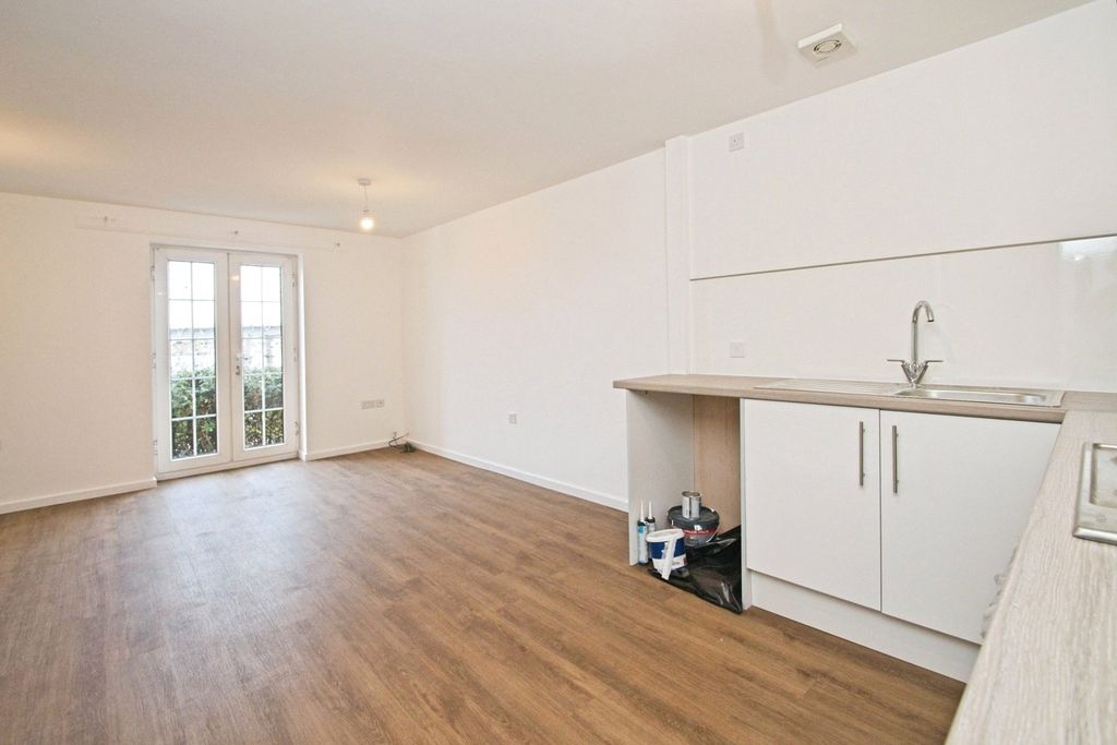 Property photo 2 of 17 Living/Dining Area