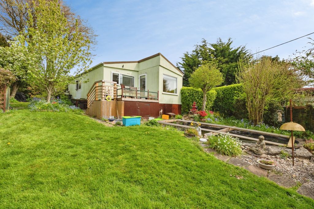 Property photo 1 of 21