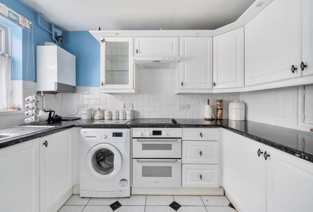 Property photo 2 of 19 1503743-7-6A9A88A...