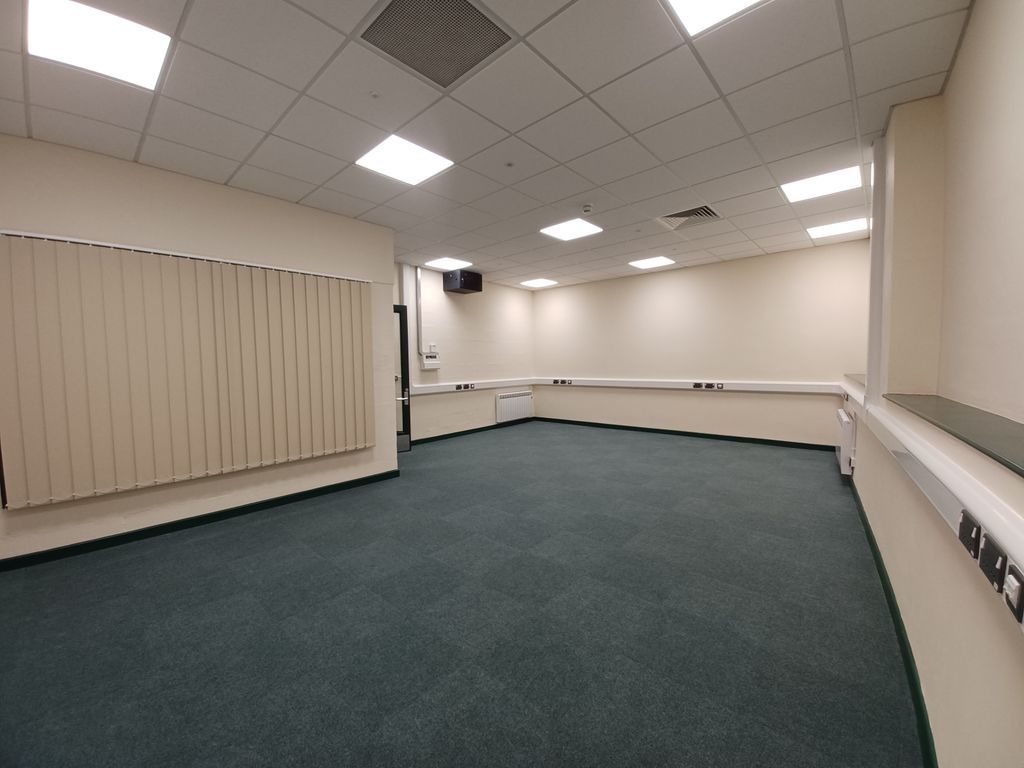 Property photo 1 of 1