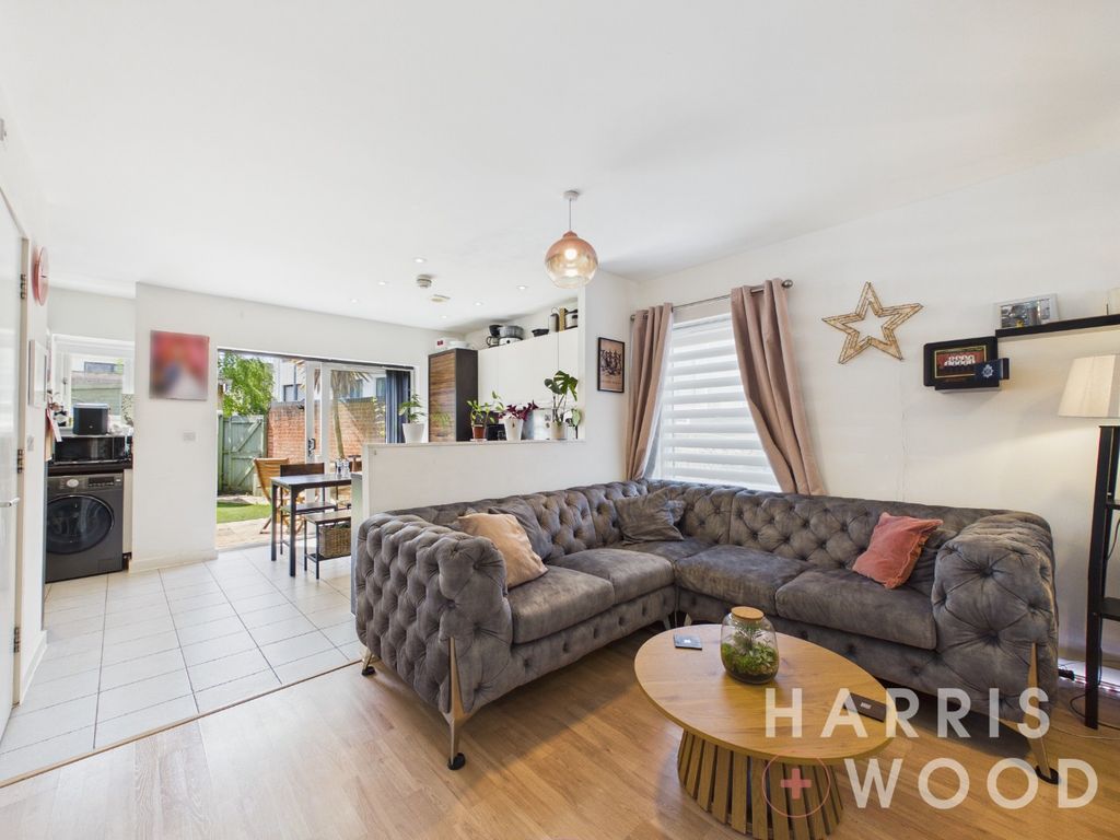 Property photo 2 of 31 5149242