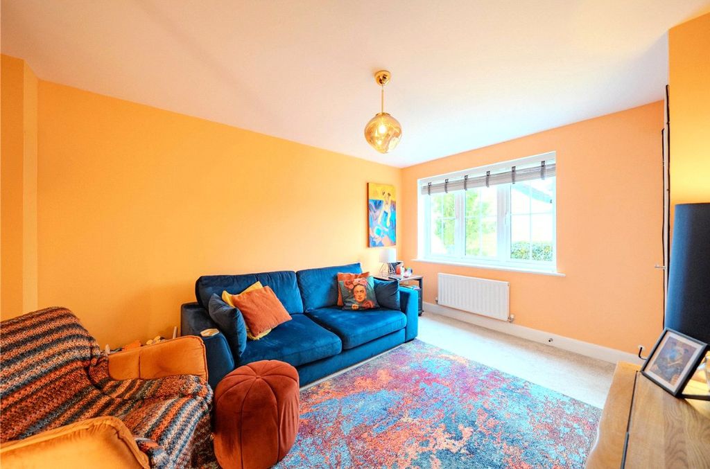 Property photo 2 of 16 Picture No. 22