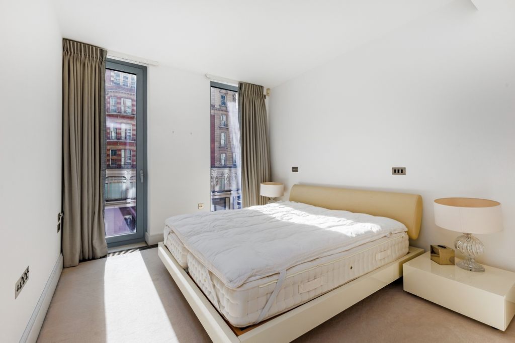 Property photo 3 of 27 98315_Flat-2.3-Ch...