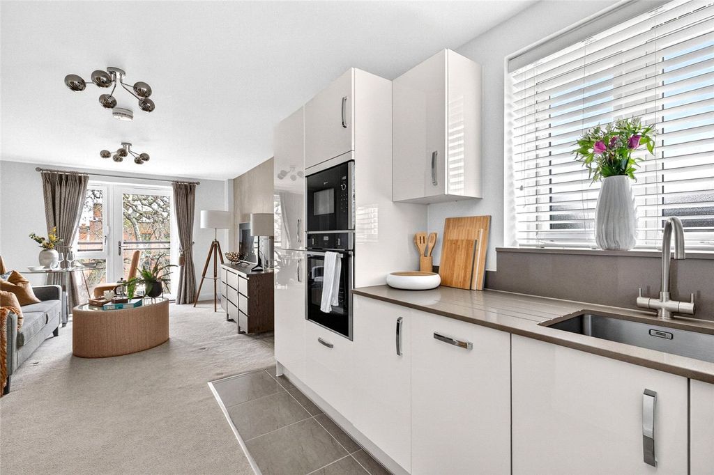 Property photo 3 of 28 Picture No. 08