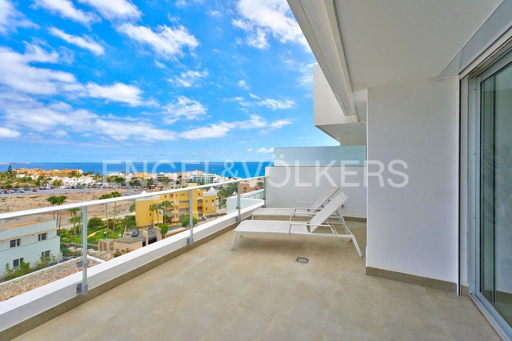Property photo 1 of 27 Luxury Two-Bedroom Penthouse At “Caleta Palms”
