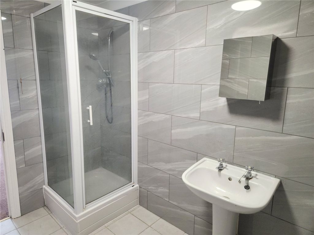 Property photo 3 of 13 Picture No. 17