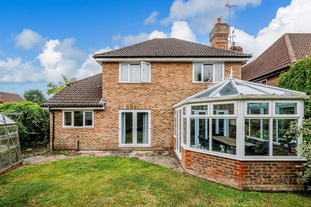 Additional image 10 of 4 bed detached house for saleLincolns Mead, Lingfield RH7