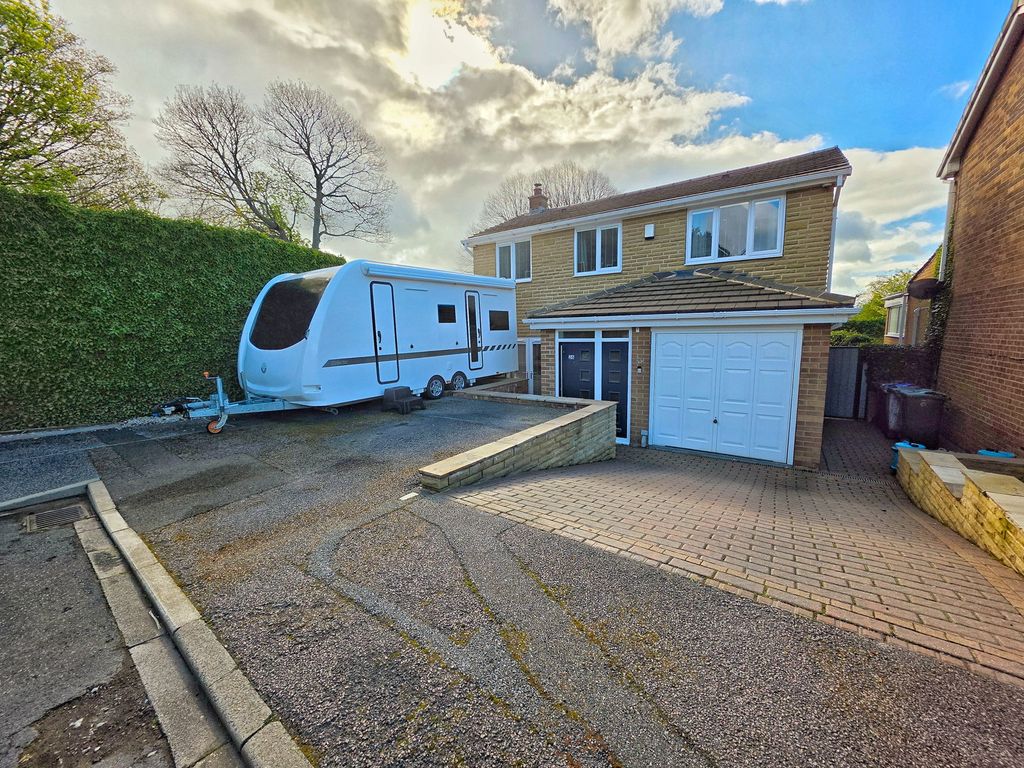 Property photo 2 of 30